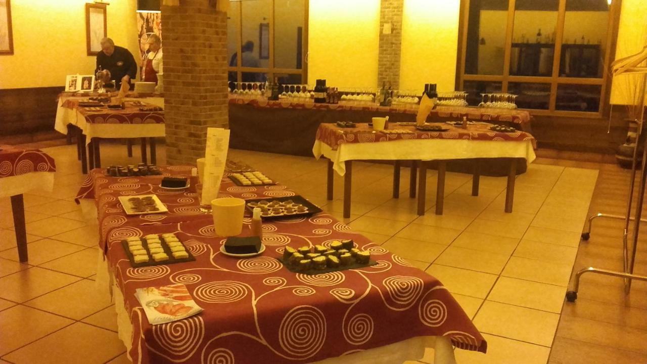 Hotel Restaurante Val Antas de Ulla Экстерьер фото